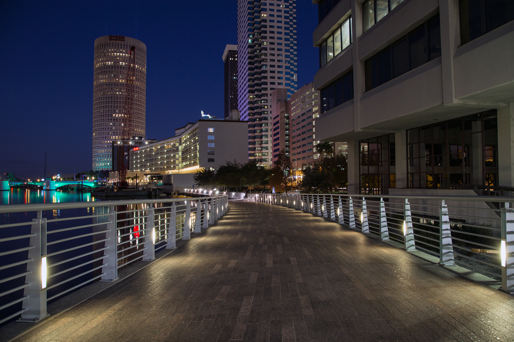 Tampa Riverwalk – Envision Lighting Systems
